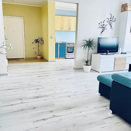 Mai 8 - 2 Bedroom With Sunny Balcony * بارنو