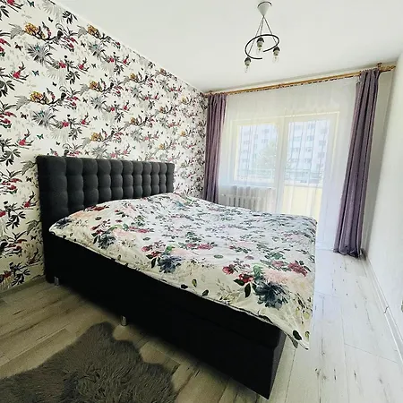 شقة Mai 8 - 2 Bedroom With Sunny Balcony