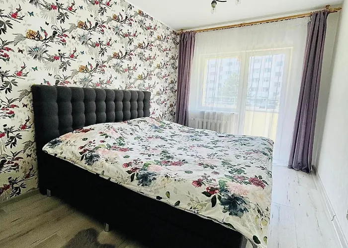 شقة Mai 8 - 2 Bedroom With Sunny Balcony